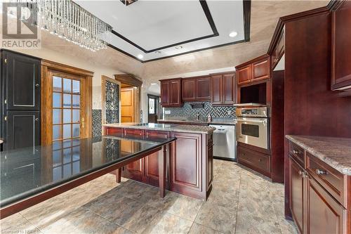 396 Murray St, North Bay, ON - Indoor Photo Showing Kitchen