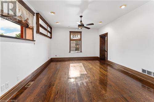 396 Murray St, North Bay, ON - Indoor Photo Showing Other Room