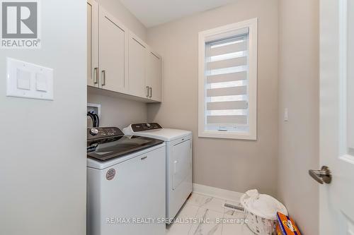 1286 Muskoka Heights, Milton, ON - Indoor Photo Showing Laundry Room