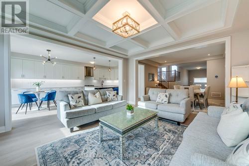 1286 Muskoka Heights, Milton, ON - Indoor Photo Showing Living Room