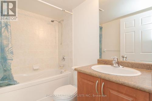 608 - 208 Enfield Place, Mississauga, ON - Indoor Photo Showing Bathroom