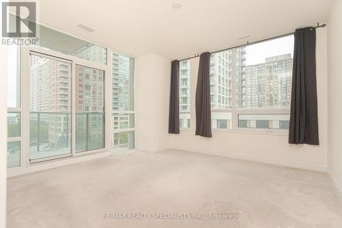 608 - 208 Enfield Place, Mississauga, ON - Indoor Photo Showing Other Room