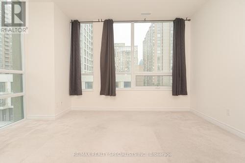 608 - 208 Enfield Place, Mississauga, ON - Indoor Photo Showing Other Room