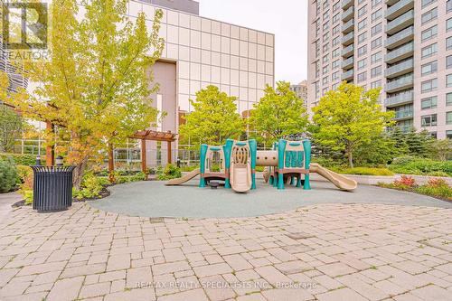 603 - 208 Enfield Place, Mississauga, ON - Outdoor