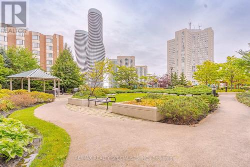 608 - 208 Enfield Place, Mississauga, ON - Outdoor