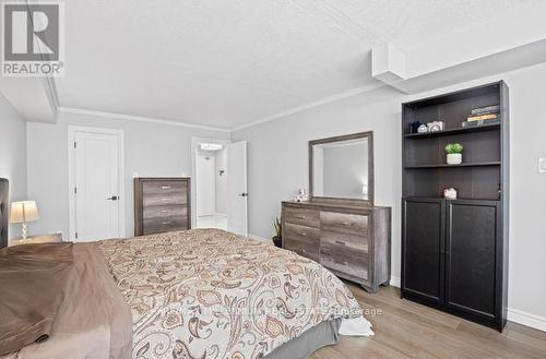 610 - 300 Webb Drive, Mississauga, ON - Indoor Photo Showing Bedroom