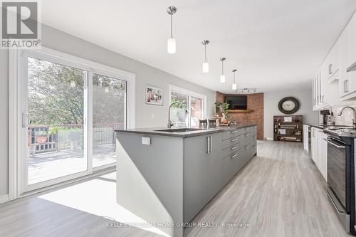 840 St George Street E, Centre Wellington, ON - Indoor Photo Showing Kitchen With Upgraded Kitchen