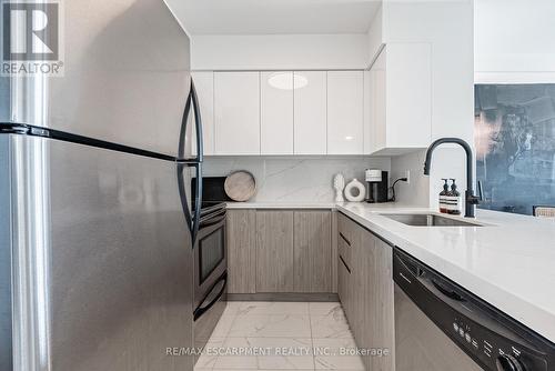 2701 - 225 Sherway Gardens Road, Toronto, ON - Indoor Photo Showing Kitchen With Upgraded Kitchen