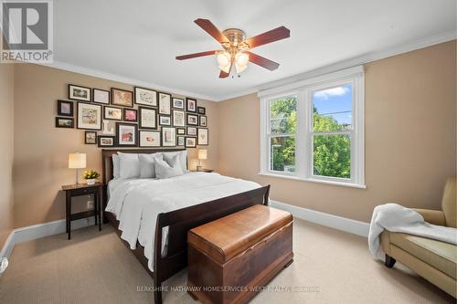 407 Aberdeen Avenue, Hamilton, ON - Indoor Photo Showing Bedroom