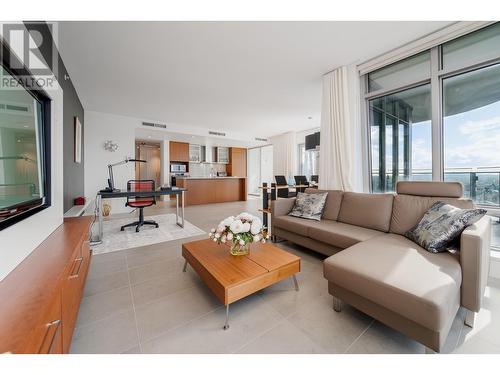 3701 1028 Barclay Street, Vancouver, BC - Indoor Photo Showing Living Room