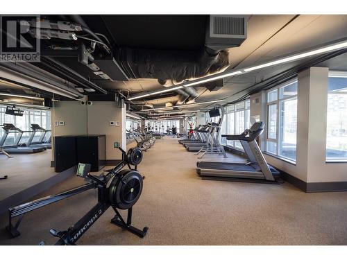 610 1372 Seymour Street, Vancouver, BC - Indoor Photo Showing Gym Room