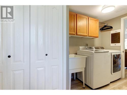 2935 Shannon Green Court, West Kelowna, BC - Indoor Photo Showing Laundry Room