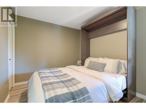 2935 Shannon Green Court, West Kelowna, BC - Indoor Photo Showing Bedroom