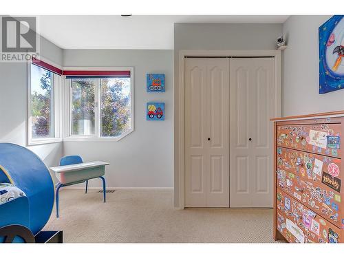 2935 Shannon Green Court, West Kelowna, BC - Indoor Photo Showing Bedroom