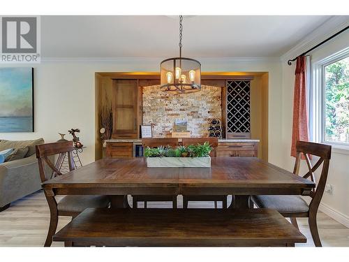 2935 Shannon Green Court, West Kelowna, BC - Indoor Photo Showing Dining Room