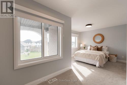 2166 Tripp Drive, London, ON - Indoor Photo Showing Bedroom