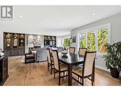 2825 Parkland Place, Blind Bay, BC - Indoor Photo Showing Dining Room