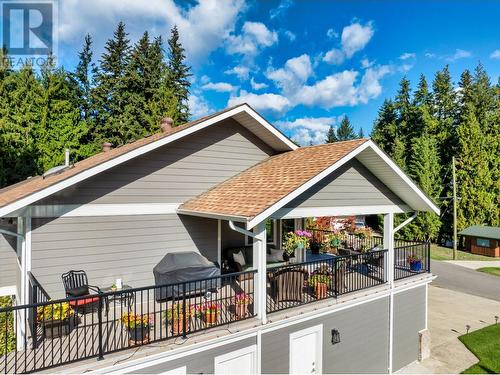 2825 Parkland Place, Blind Bay, BC - Outdoor