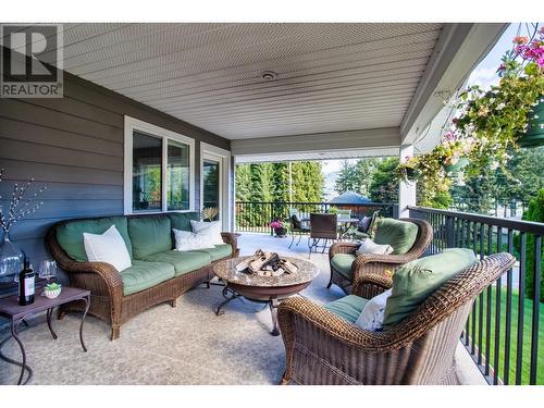 2825 Parkland Place, Blind Bay, BC - Outdoor With Deck Patio Veranda With Exterior