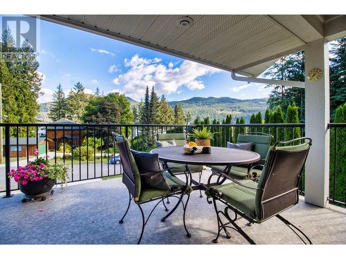 2825 Parkland Place, Blind Bay, BC - Outdoor With Deck Patio Veranda With Exterior