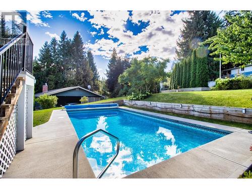 2825 Parkland Place, Blind Bay, BC - Outdoor With In Ground Pool With Backyard