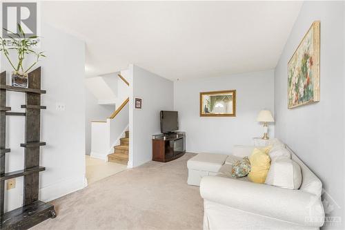 2939 Fairlea Crescent Unit#78, Ottawa, ON - Indoor Photo Showing Living Room