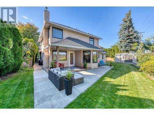 1137 Windermere Court, Kelowna, BC - Outdoor