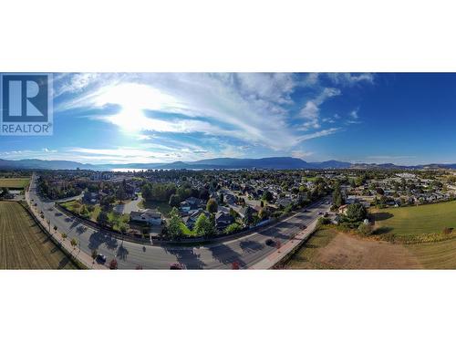 1137 Windermere Court, Kelowna, BC - Outdoor With View