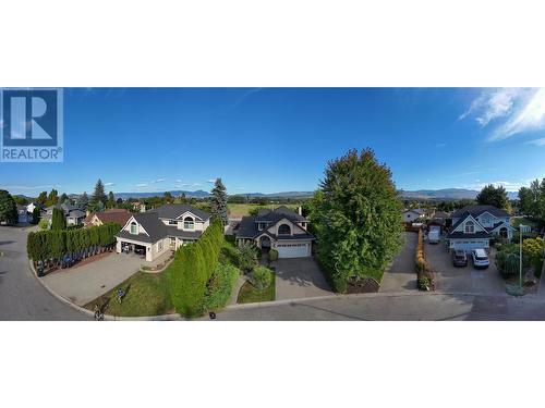 1137 Windermere Court, Kelowna, BC -  With View