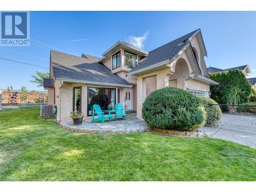 1137 Windermere Court, Kelowna, BC - Outdoor