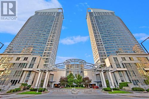 2708 - 36 Lee Centre Drive, Toronto, ON - Outdoor With Facade