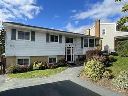 103 Dorothea Drive  Dartmouth, NS B2W 2E7