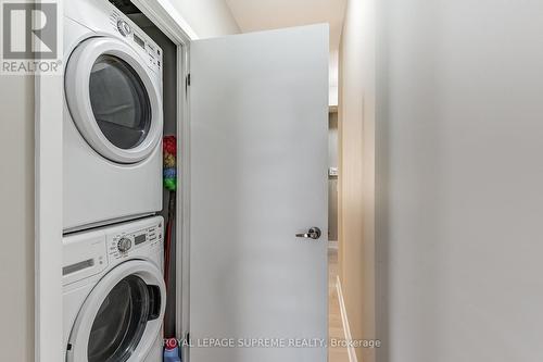 303 - 8 Ann Street, Mississauga, ON - Indoor Photo Showing Laundry Room