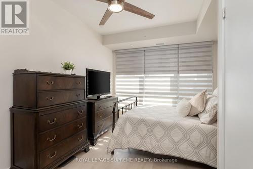 303 - 8 Ann Street, Mississauga, ON - Indoor Photo Showing Bedroom