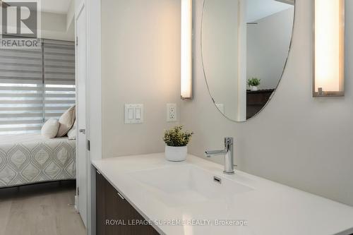 303 - 8 Ann Street, Mississauga, ON - Indoor Photo Showing Bathroom