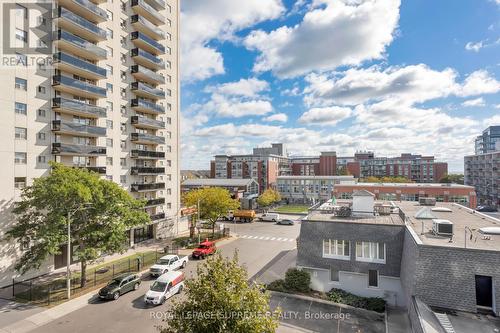 303 - 8 Ann Street, Mississauga, ON - Outdoor