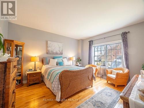 4 Mariner'S Lane, Fort Erie, ON - Indoor Photo Showing Bedroom