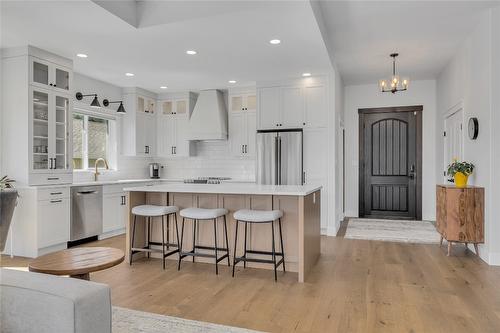 2562 Tuscany Drive, West Kelowna, BC - Indoor Photo Showing Kitchen With Upgraded Kitchen