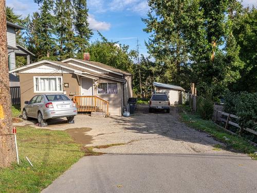 3620 Sage Avenue, Armstrong, BC - Outdoor