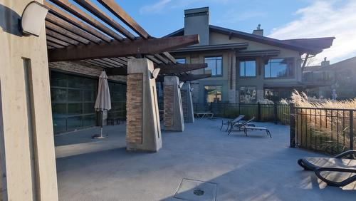 202-600 Sarsons Road, Kelowna, BC - Outdoor