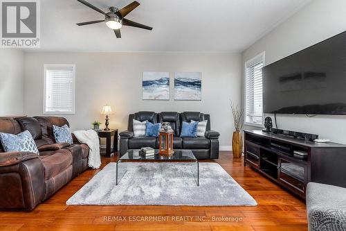 5 Battle Street, Thorold, ON - Indoor Photo Showing Living Room