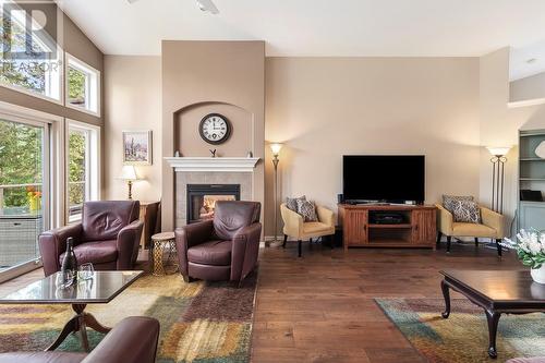 4117 Gallaghers Boulevard S, Kelowna, BC - Indoor Photo Showing Living Room With Fireplace