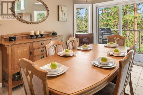 4117 Gallaghers Boulevard S, Kelowna, BC - Indoor Photo Showing Dining Room