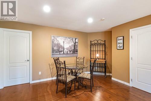 4117 Gallaghers Boulevard S, Kelowna, BC - Indoor Photo Showing Dining Room