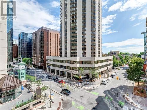 445 Laurier Avenue W Unit#605, Ottawa, ON - Outdoor With Facade