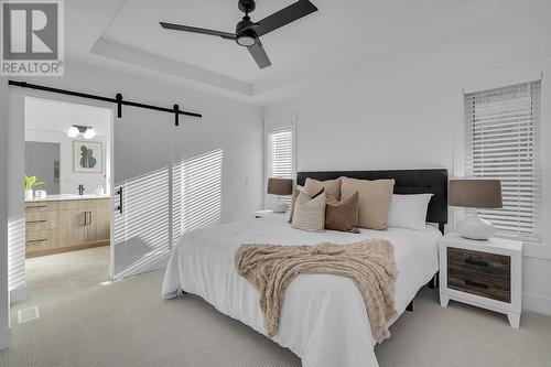 2835 Canyon Crest Drive Unit# 19, West Kelowna, BC - Indoor Photo Showing Bedroom