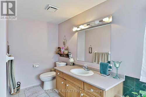 493 Sandalwood Court, Oshawa, ON - Indoor Photo Showing Bathroom