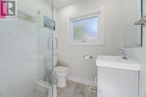 60 Bramhall Circle, Brampton, ON - Indoor Photo Showing Bathroom