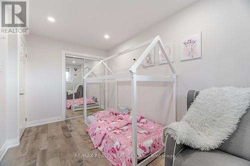 60 Bramhall Circle, Brampton, ON - Indoor Photo Showing Bedroom