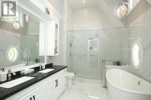 375 Arden Crescent, Burlington, ON - Indoor Photo Showing Bathroom